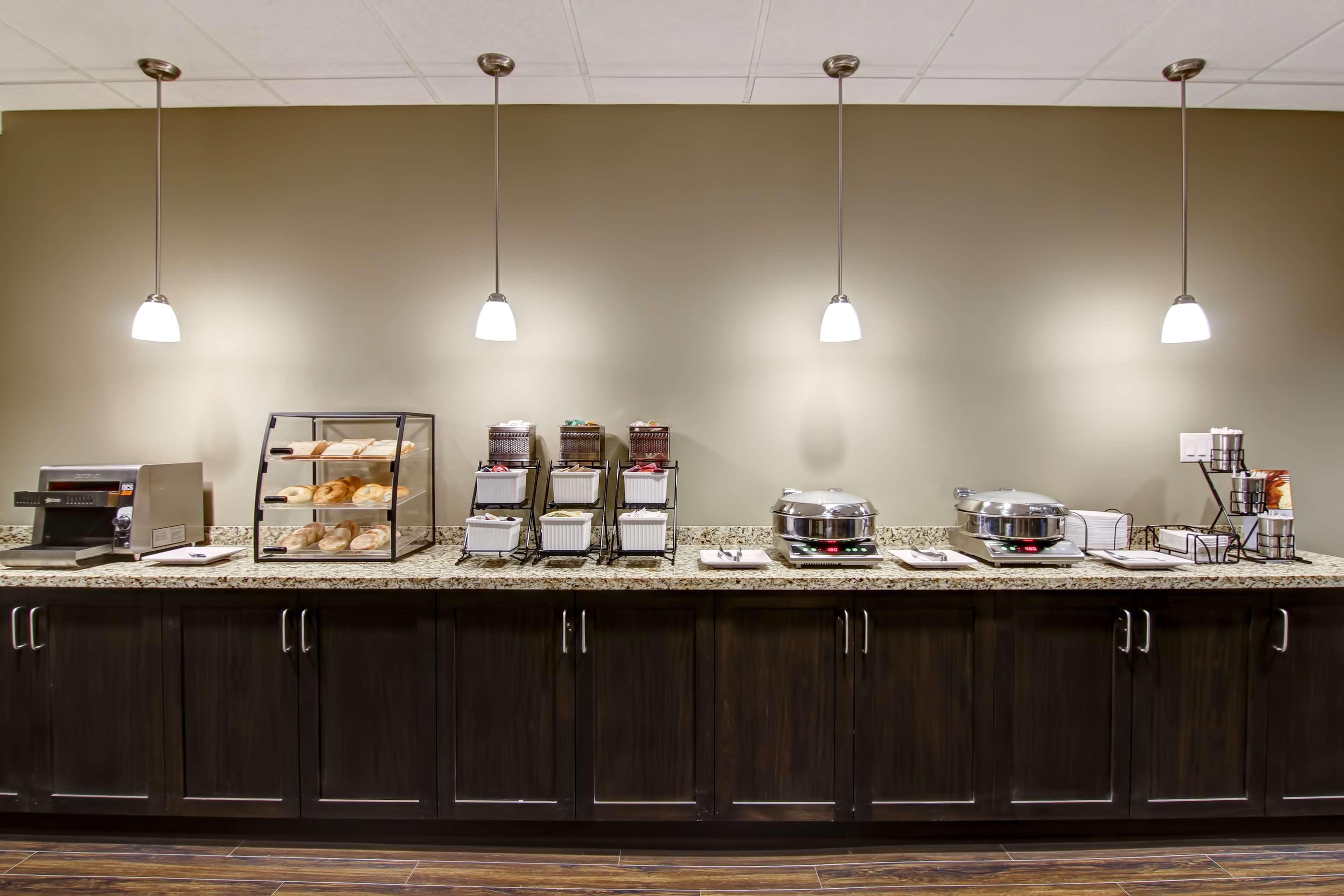 Best Western London Airport Inn & Suites Eksteriør billede