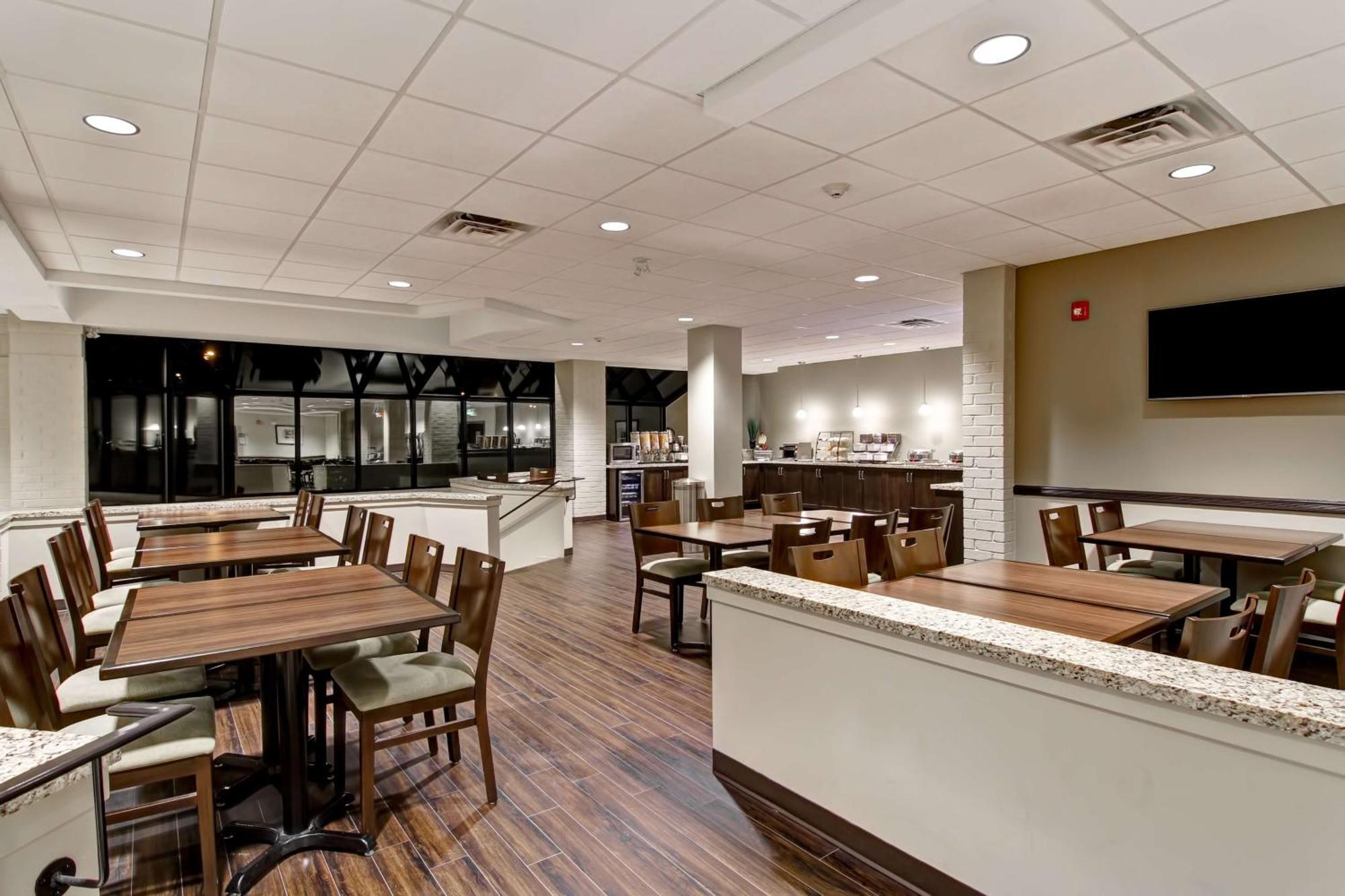 Best Western London Airport Inn & Suites Eksteriør billede