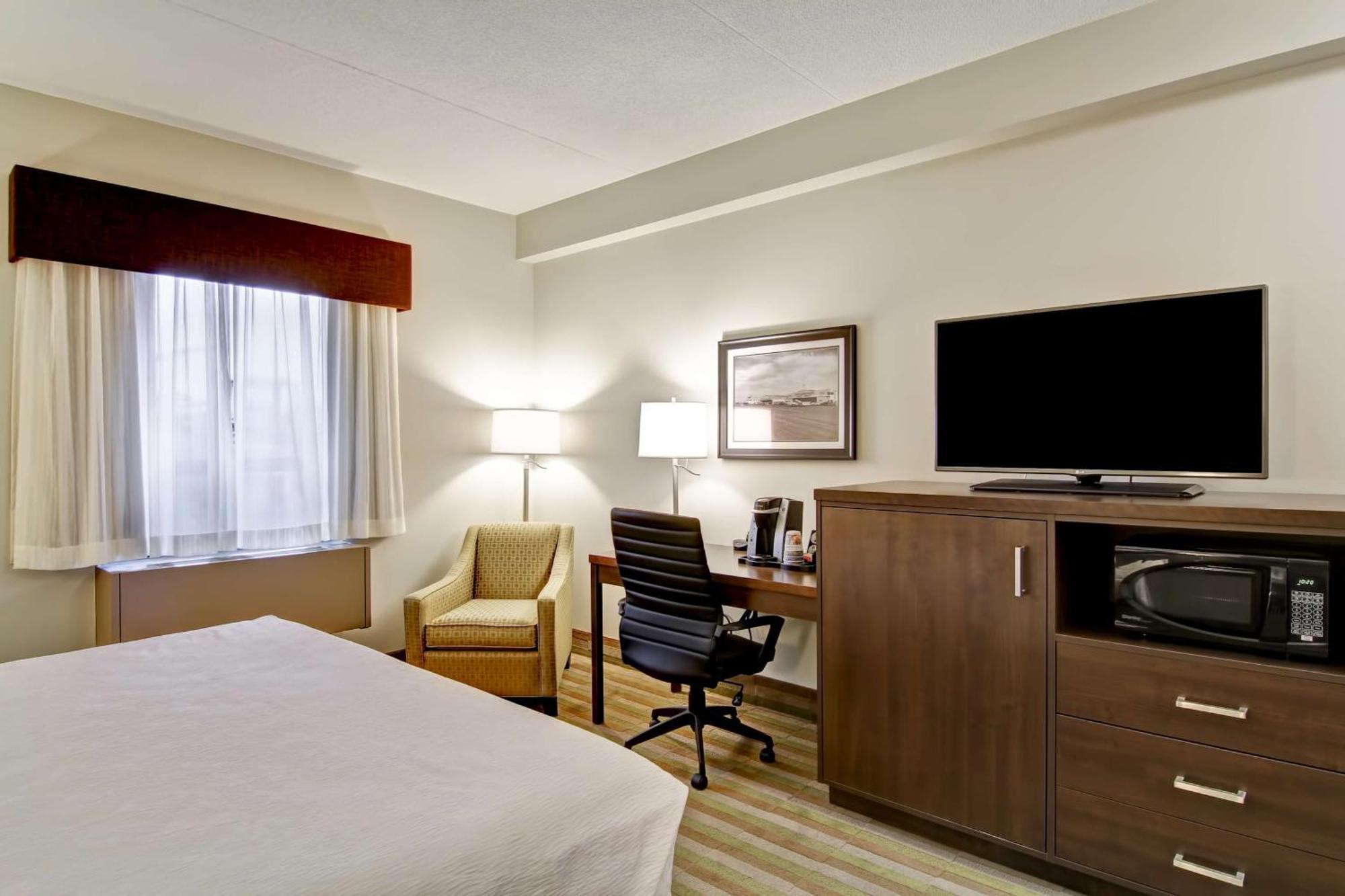 Best Western London Airport Inn & Suites Eksteriør billede
