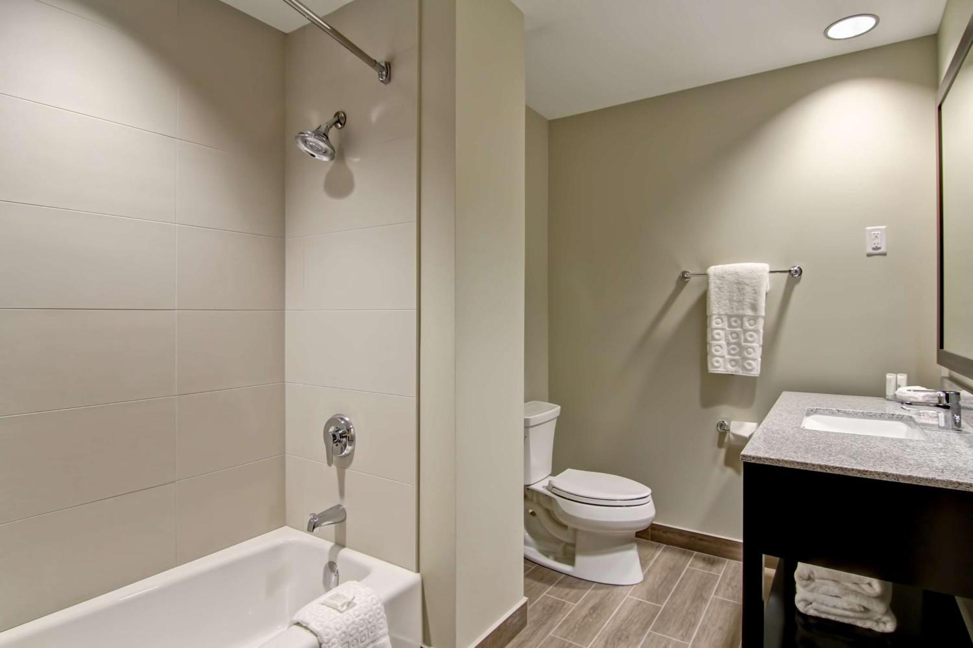 Best Western London Airport Inn & Suites Eksteriør billede
