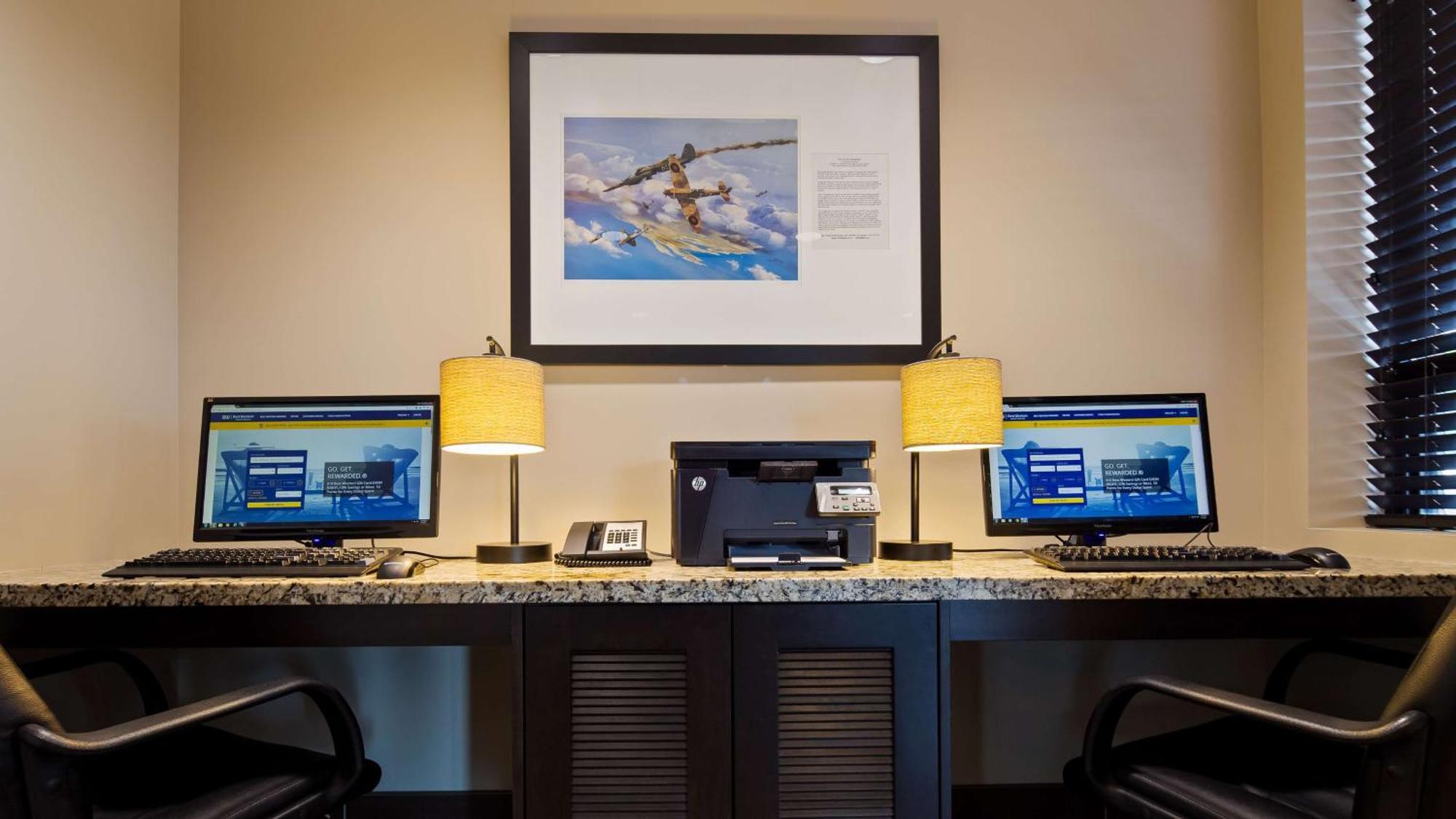 Best Western London Airport Inn & Suites Eksteriør billede